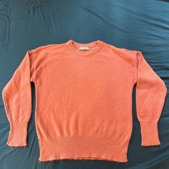 Women's Coral Sweater - Picture 1 of 5